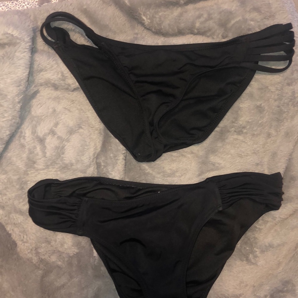 black bottoms